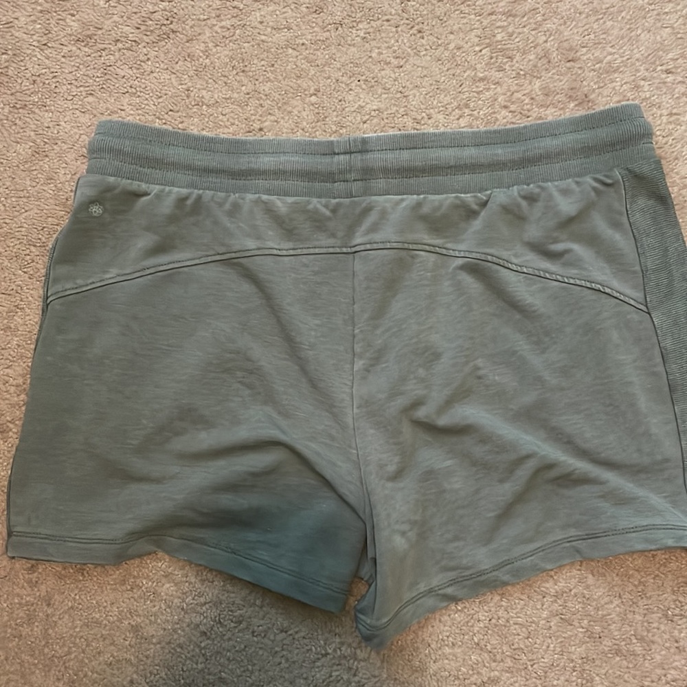 2 Pack of Shorts - Picture 5 of 7